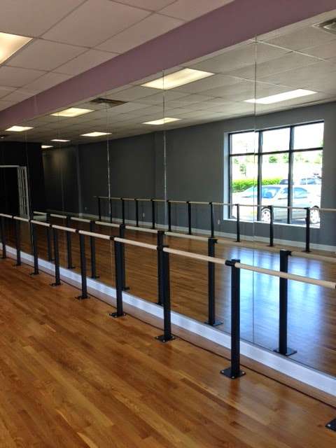 Behind the Barre Fitness Studio | 125 Washington Valley Rd, Warren, NJ 07059, USA | Phone: (908) 255-5691