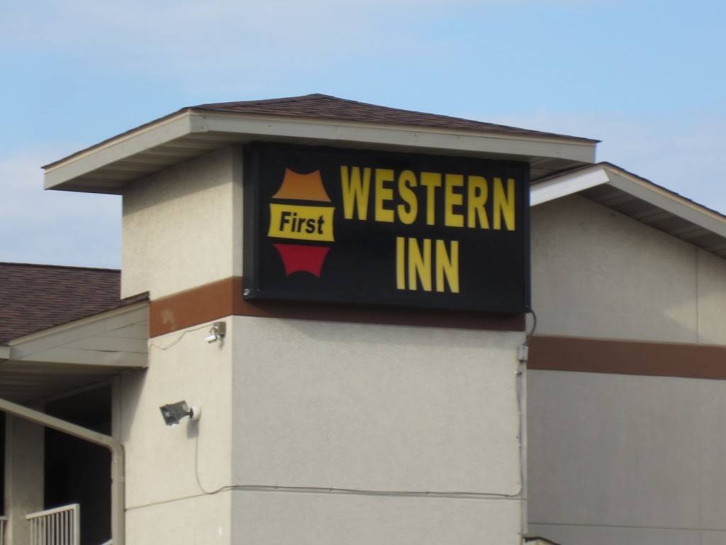 First Western Inn | 1941 Collinsville Rd, Fairmont City, IL 62201, USA | Phone: (618) 482-3088