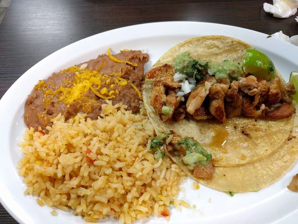 Los Reyes Mexican Food | 2496 Broadway, San Diego, CA 92102, USA | Phone: (619) 231-0716