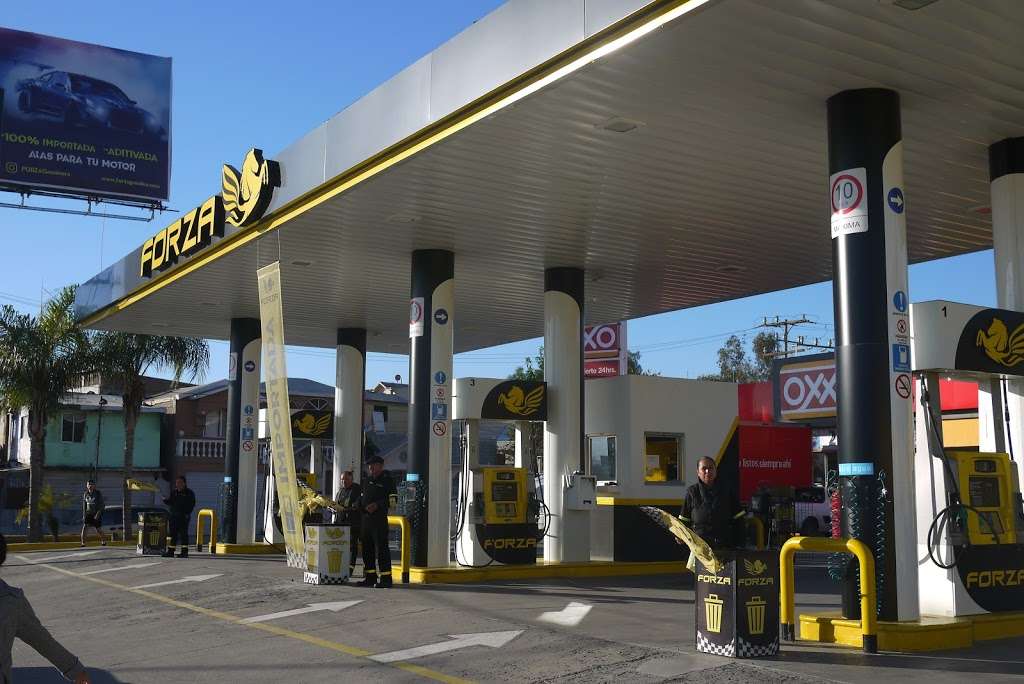 Gasolinera eco | Estado 29, Col Buena Vista, Chamizal, 22415 Tijuana, B.C., Mexico