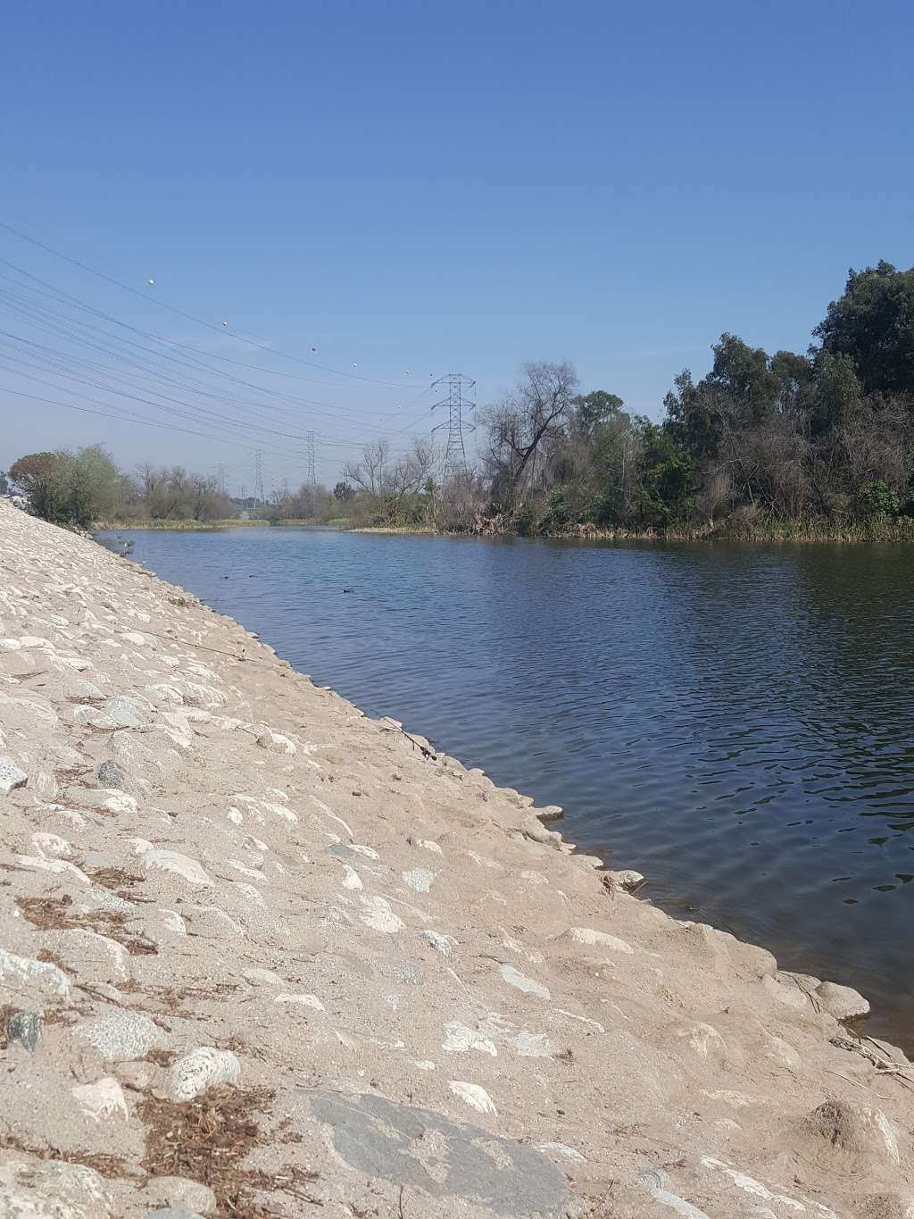 San Jose Creek & San Gabriel River Intersection | Thienes Ave, South El Monte, CA 91733