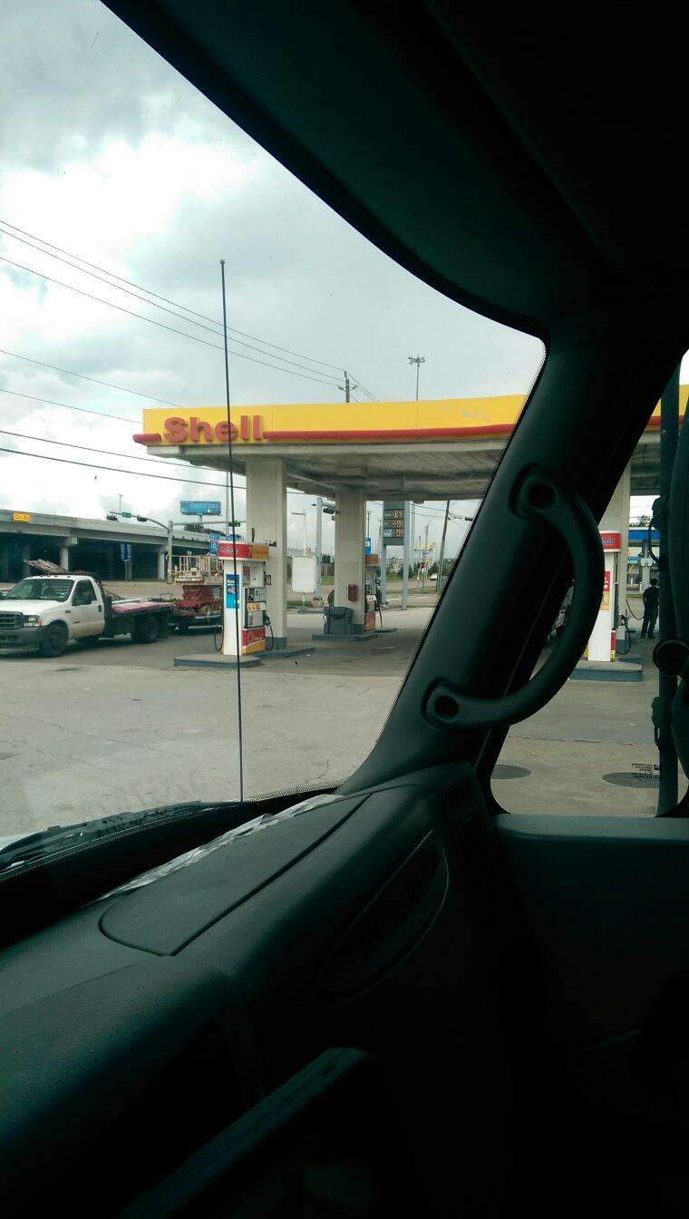 Shell | 8101 East Fwy, Houston, TX 77029, USA | Phone: (713) 671-9675