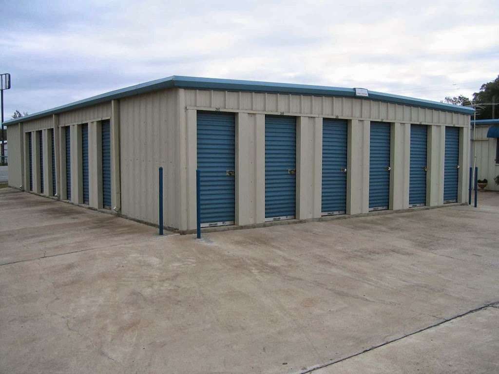 Royal Storage of Brookshire | 1211 Farm to Market 359, Brookshire, TX 77423, USA | Phone: (281) 375-8008