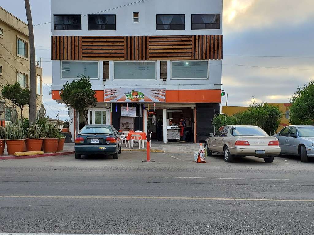 Tacos el trompo | Av Del Pacifico 687, Playas, Costa, Tijuana, B.C., Mexico