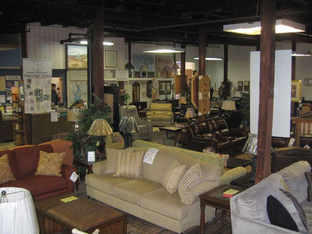 Brawley Furniture | 304 N Broad St, Mooresville, NC 28115, USA | Phone: (704) 664-2138