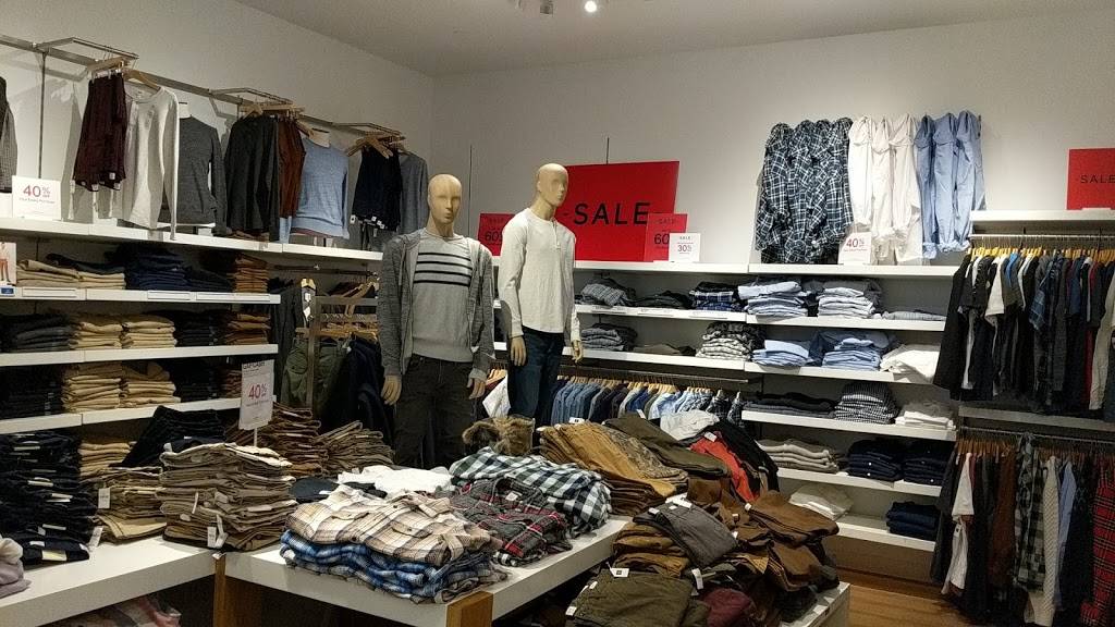 Gap | 1178 St Louis Galleria St, Richmond Heights, MO 63117, USA | Phone: (314) 727-5996