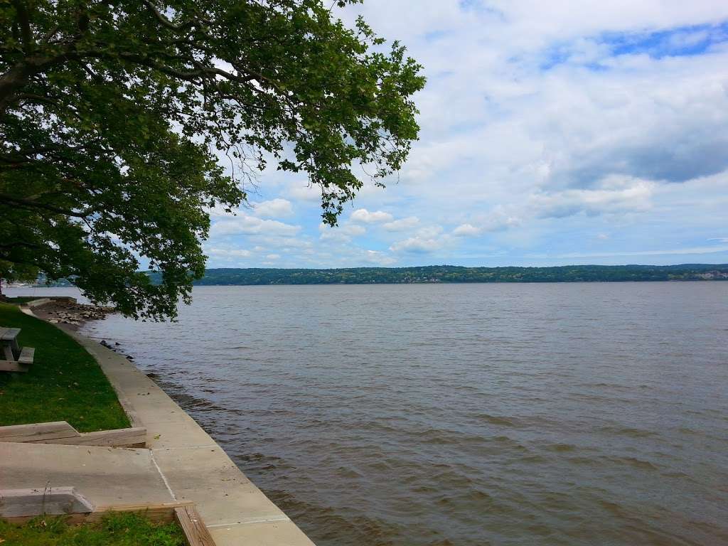 Nyack Beach State Park | 698 N Broadway, Nyack, NY 10960 | Phone: (845) 358-1316