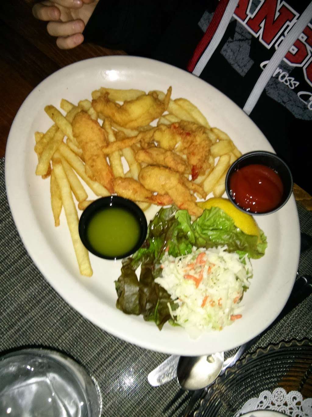 Milepost Tavern Restaurant | 581 Tremont St, Duxbury, MA 02332, USA | Phone: (781) 934-6801