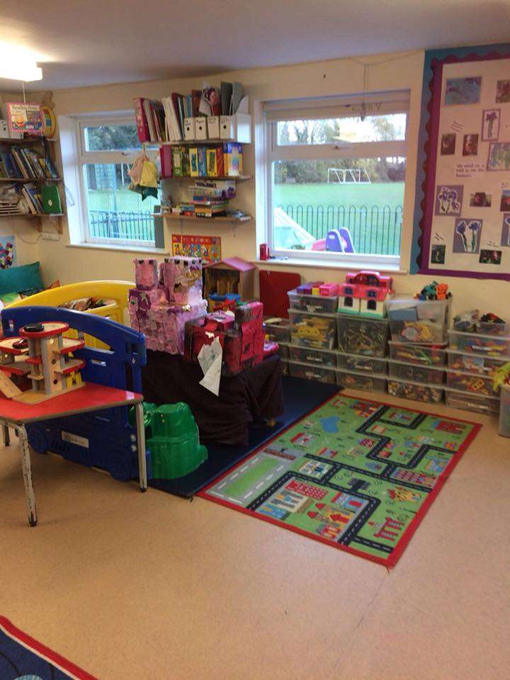 Breachwood Green Pre-school | Village Hall, Chapel Rd, Breachwood Green, Hitchin SG4 8NX, UK | Phone: 01438 831099