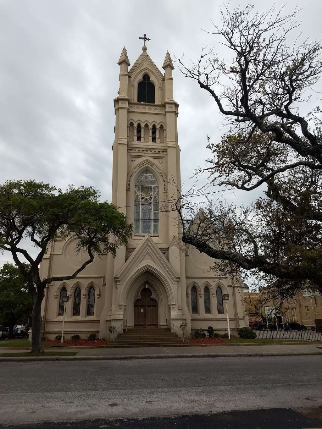 St Patricks Catholic Church | 1010 35th St, Galveston, TX 77550, USA | Phone: (409) 762-9646