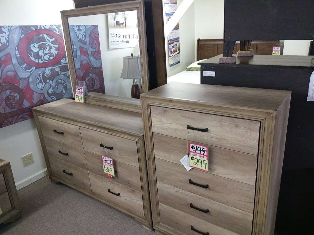 Thompson Furniture | 6505 North Thompson, Ridge Rd, Bloomington, IN 47404, USA | Phone: (812) 876-2692