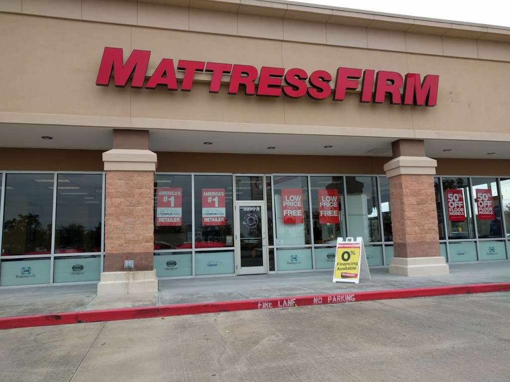 Mattress Firm Dickinson | 3290 Gulf Fwy S, Dickinson, TX 77539, USA | Phone: (281) 337-6758