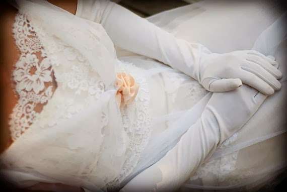 Amy-Jo Tatum Bridal Couture | 250 Fawn Dr, San Anselmo, CA 94960, USA | Phone: (415) 336-3480