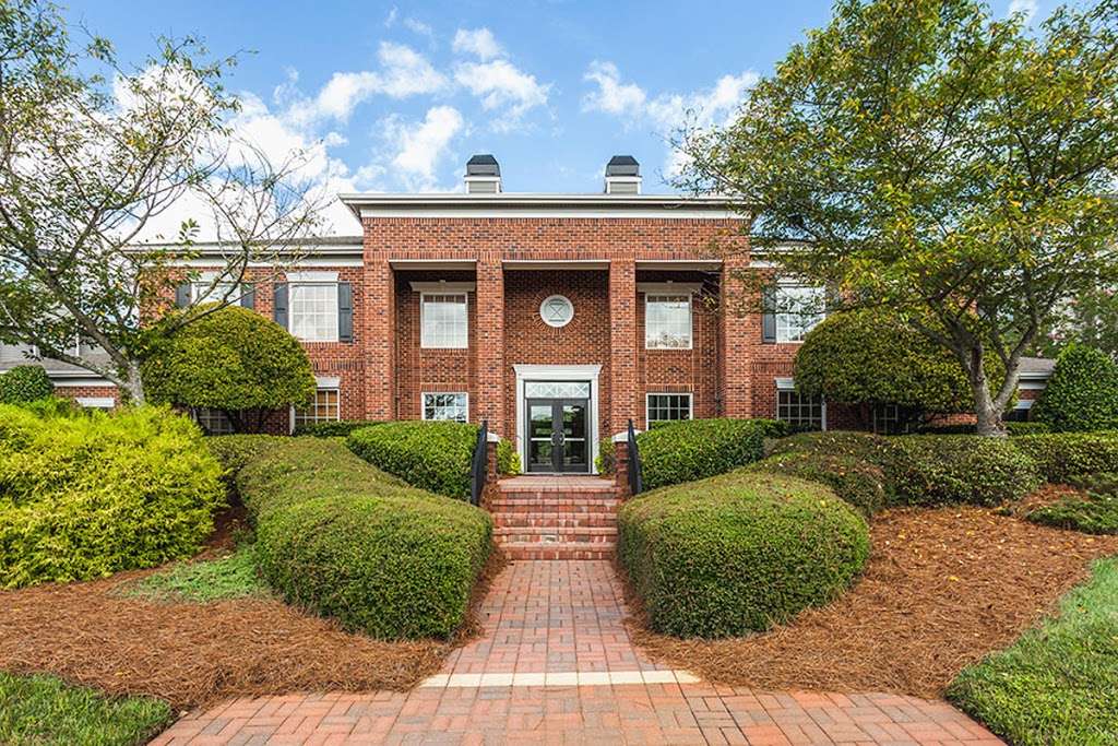Waterford Creek Apartments | 10510 Waterford Creek Ln, Charlotte, NC 28212, USA | Phone: (704) 675-7392