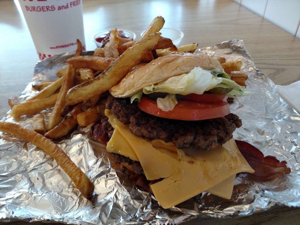 Five Guys | 9210 Rockville Rd, Indianapolis, IN 46234 | Phone: (317) 271-7377