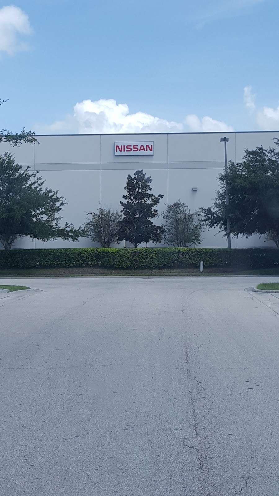 Nissan Parts Distribution Center | 301 Gills Dr #100, Orlando, FL 32824 | Phone: (407) 541-4200