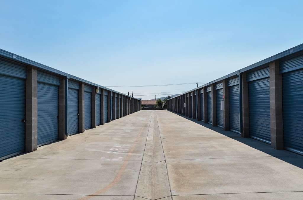 Universal Self Storage | 10150 I Ave, Hesperia, CA 92345, USA | Phone: (760) 947-4526