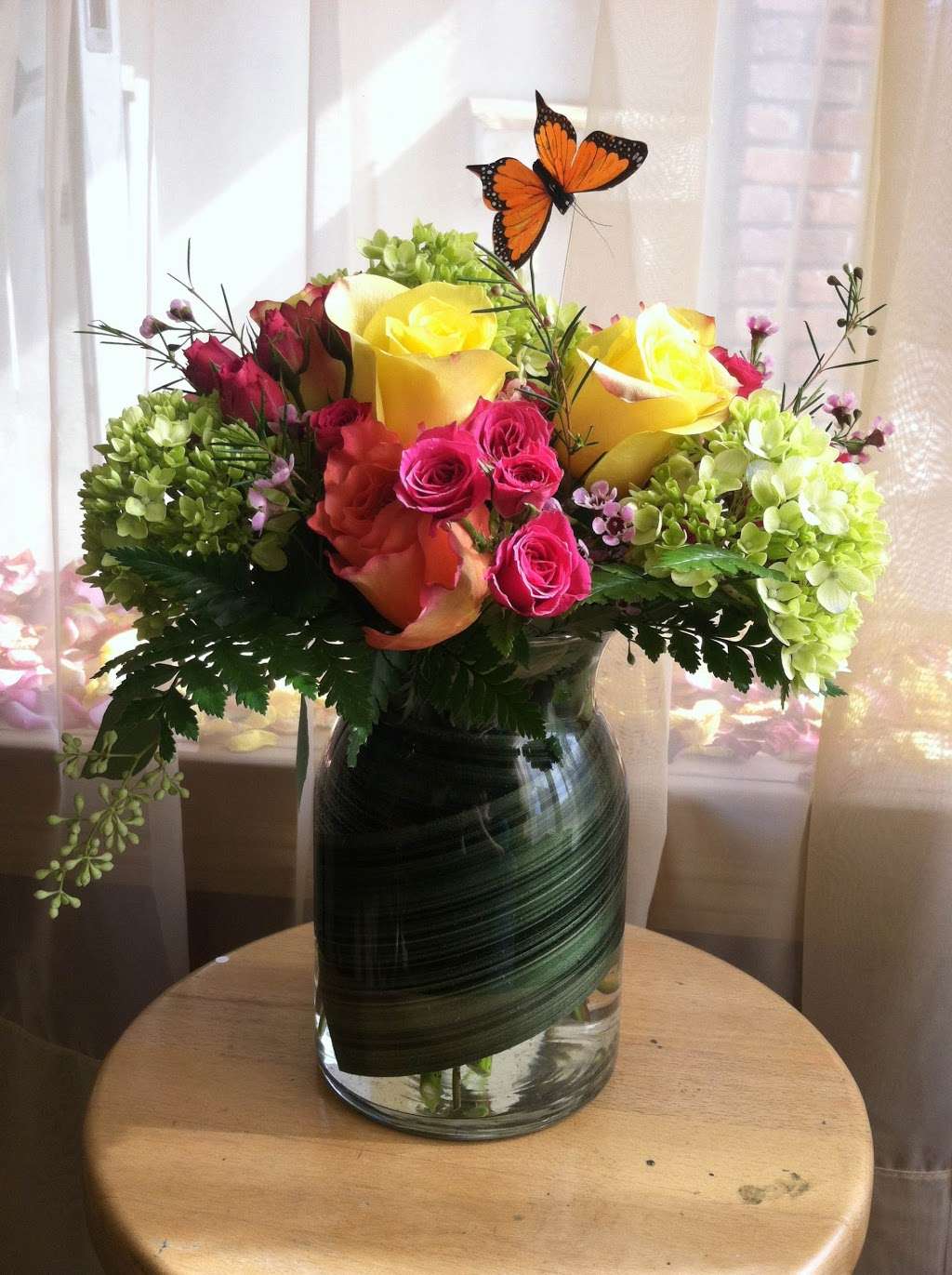 Martellis Florist | 95 E Main St, Huntington, NY 11743 | Phone: (631) 427-1172