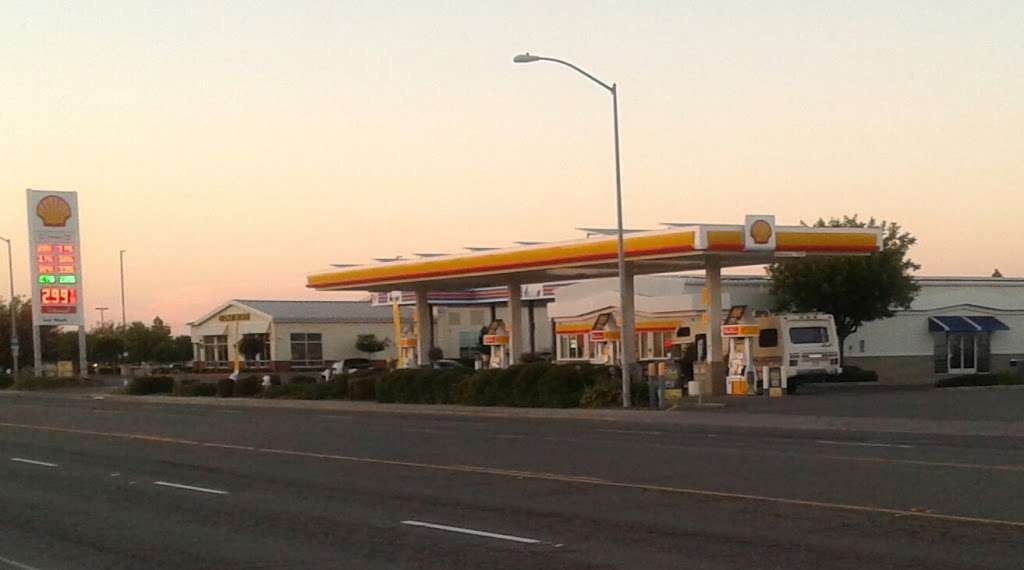 Shell | 1900 N 1st St, Dixon, CA 95620, USA | Phone: (707) 678-1670