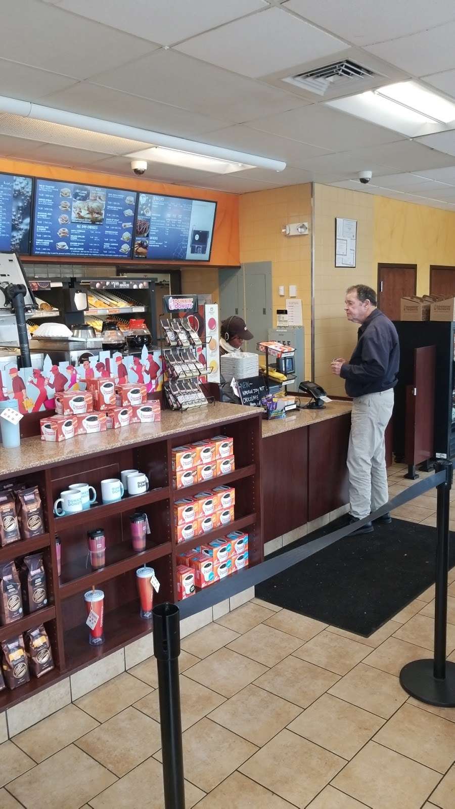 Dunkin | 645 Bridge St, North Weymouth, MA 02191, USA | Phone: (781) 335-9771