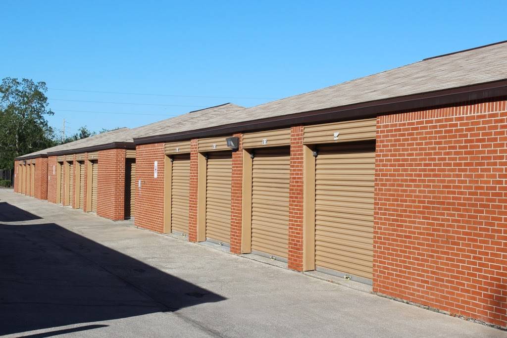 U-Stor Self Storage Powers | 6737 Powers Ave, Jacksonville, FL 32217 | Phone: (904) 448-0055