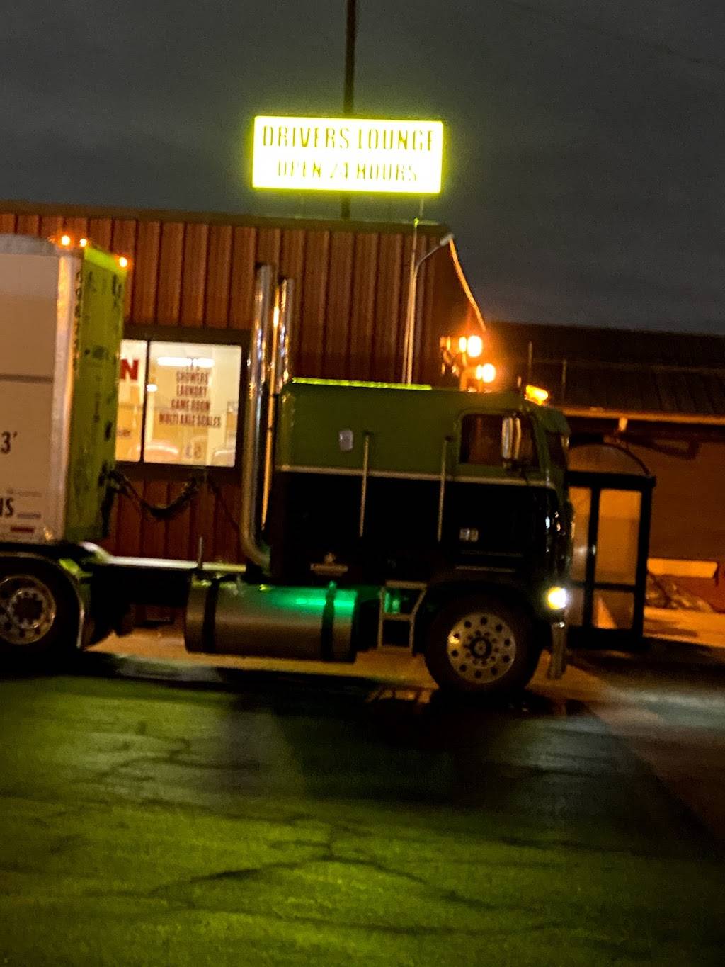 Oasis Trucking Centers | 4195 Central Ave, Detroit, MI 48210, USA | Phone: (877) 753-7275