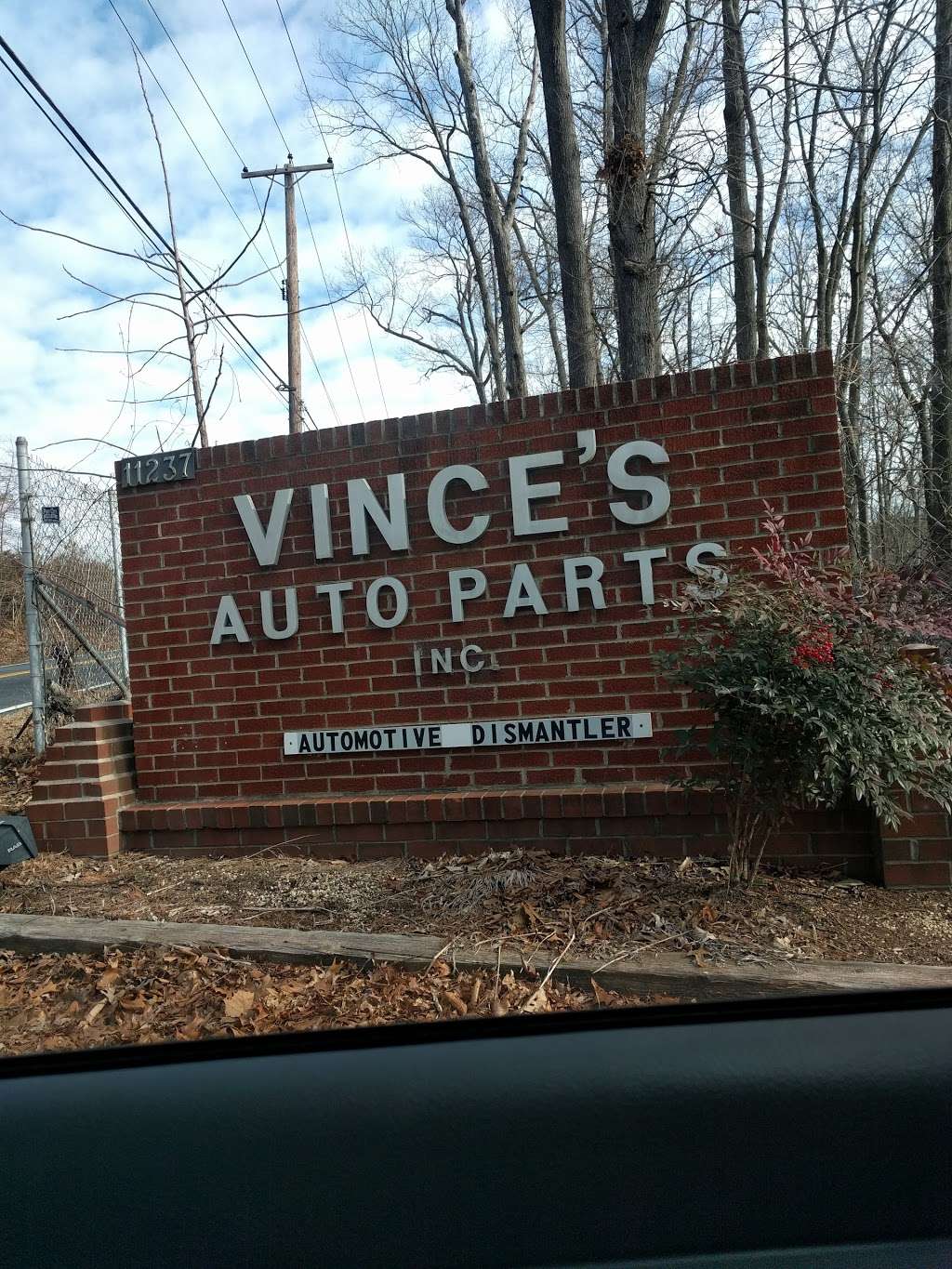 Vinces Auto Parts Inc. | 11237 Philadelphia Rd, White Marsh, MD 21162 | Phone: (410) 335-3161