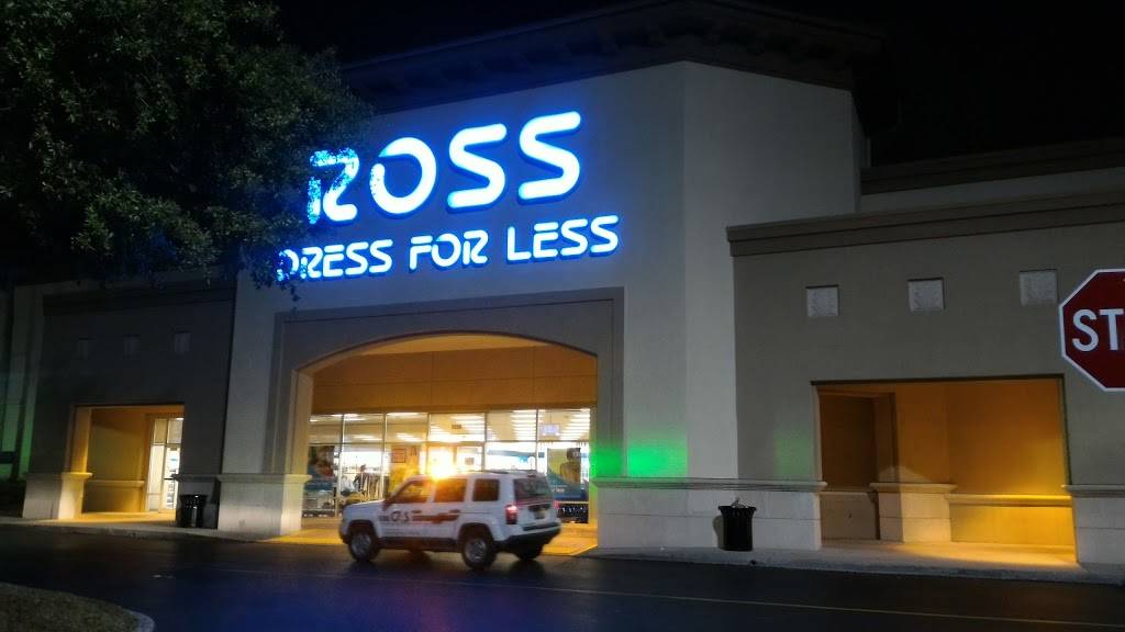 Ross Dress for Less | 2756 E Colonial Dr, Orlando, FL 32803, USA | Phone: (407) 896-8885