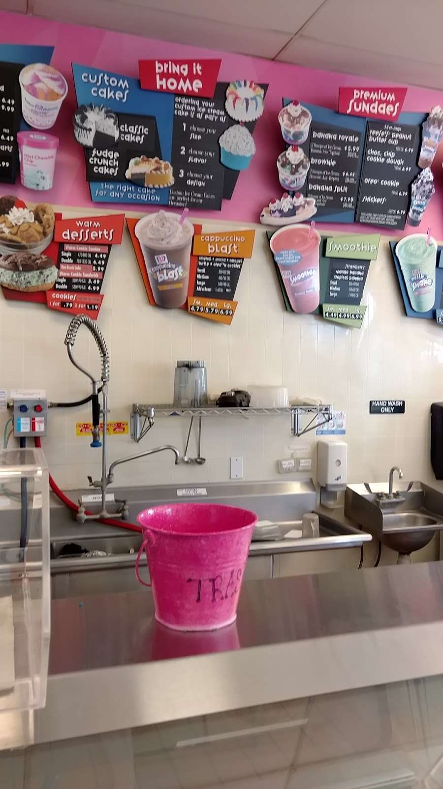 Baskin-Robbins | 1850 Rosecrans Ave, Compton, CA 90220 | Phone: (310) 638-3131