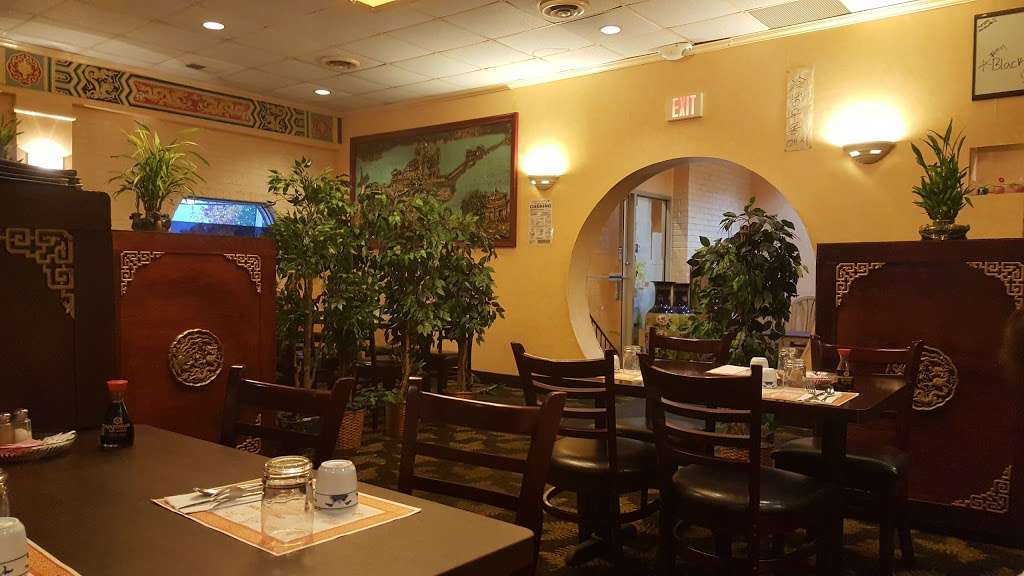 Empire Szechwan | 3580 Milwaukee Ave, Northbrook, IL 60062, USA | Phone: (847) 827-7777