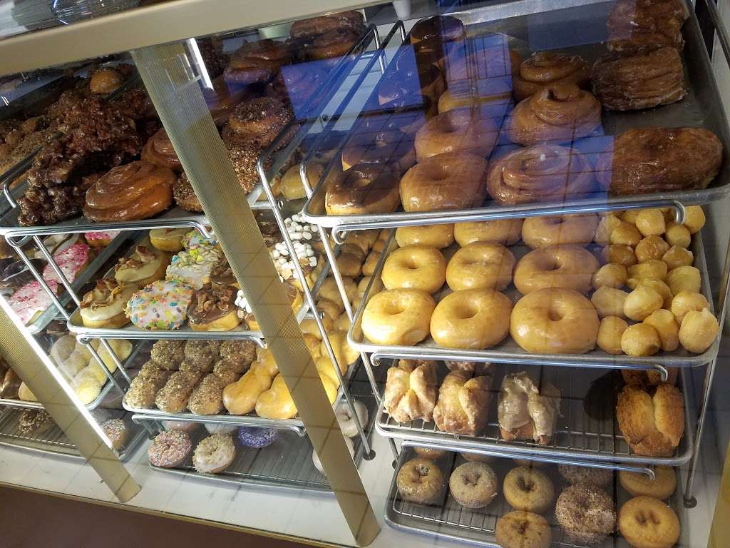 Grand Slam Donuts | 10078 Arrow Rte # B, Rancho Cucamonga, CA 91730 | Phone: (909) 941-9838