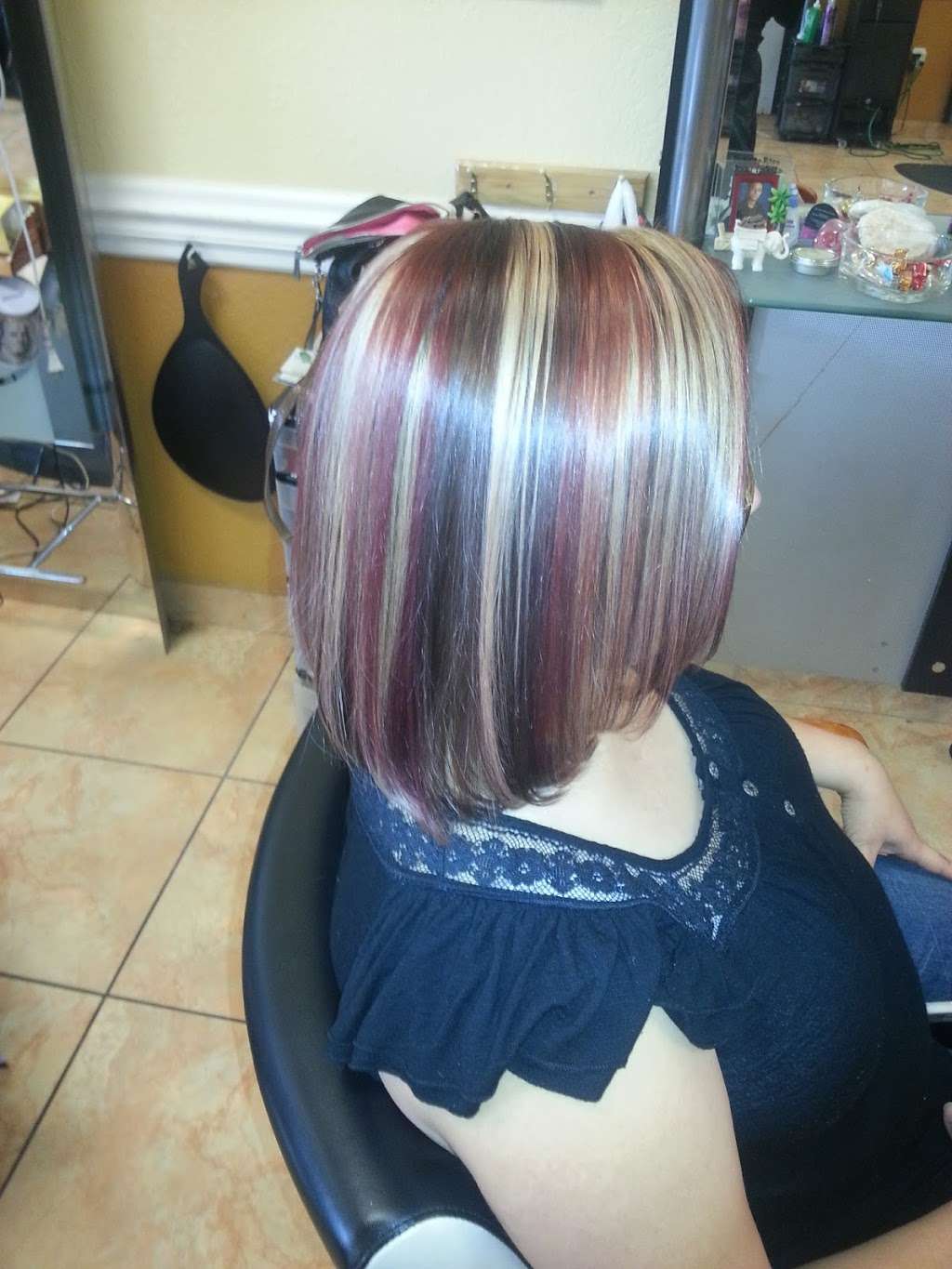 Sirenas Beauty Salon-Unisex | 2074 E Osceola Pkwy, Kissimmee, FL 34743, USA | Phone: (407) 201-7954