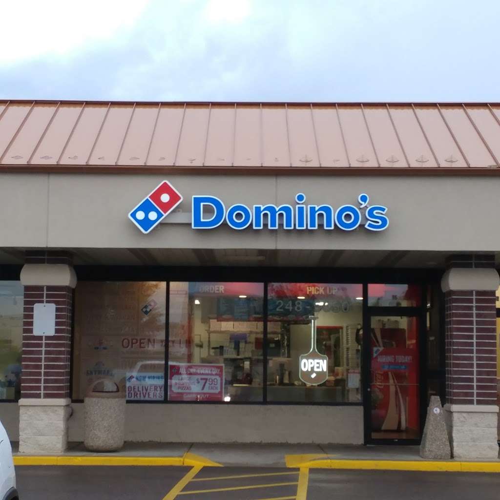 Dominos Pizza | 96 E Geneva Square, Lake Geneva, WI 53147 | Phone: (262) 248-5050