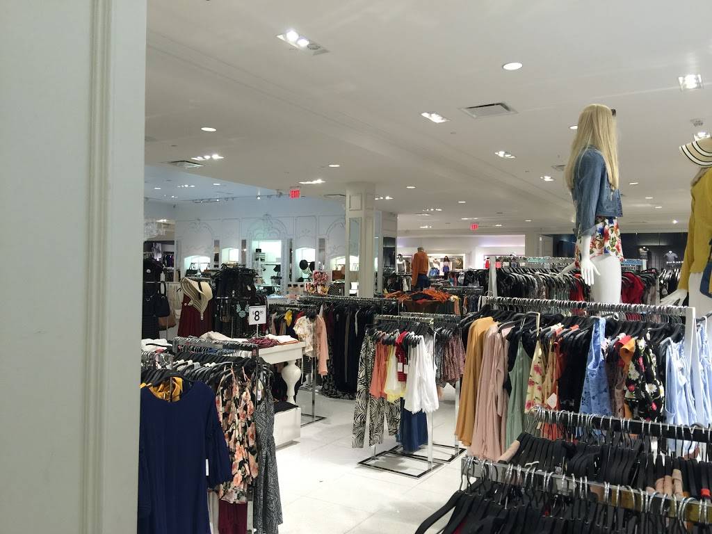 Forever 21 | 3401 Nicholasville Rd A 100, Lexington, KY 40503, USA | Phone: (859) 963-4202