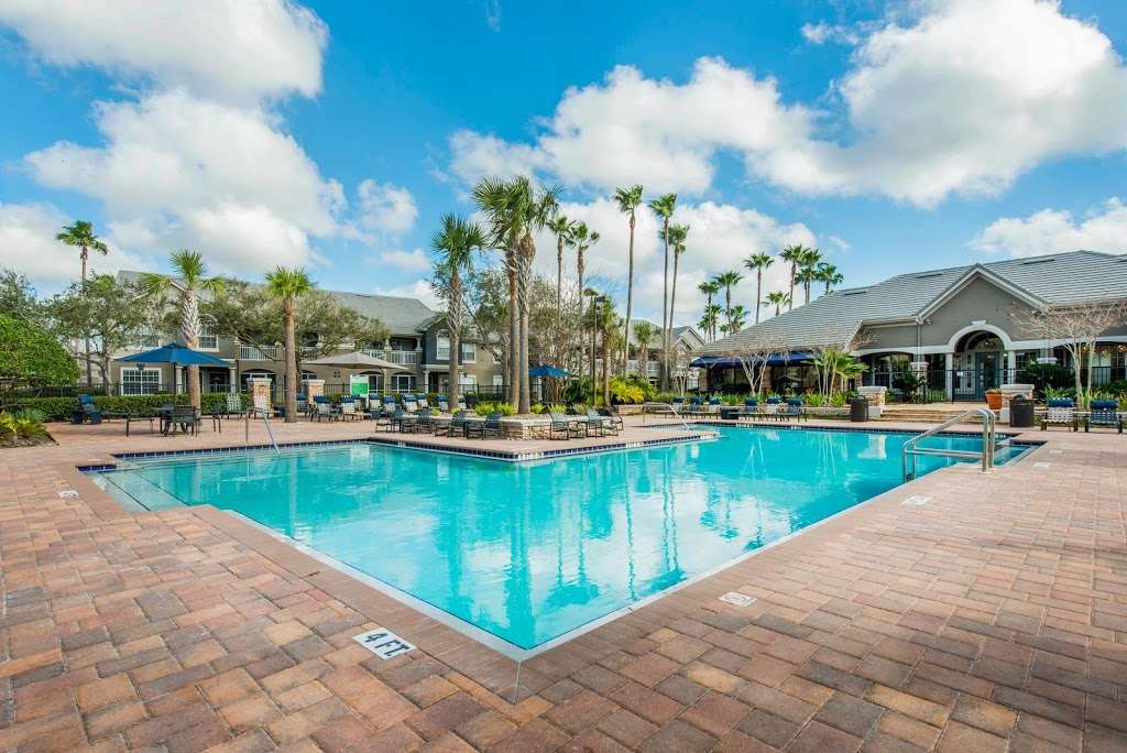 The Parkway At Hunters Creek Apartments | 14200 Colonial Grand Blvd, Orlando, FL 32837 | Phone: (407) 888-9500