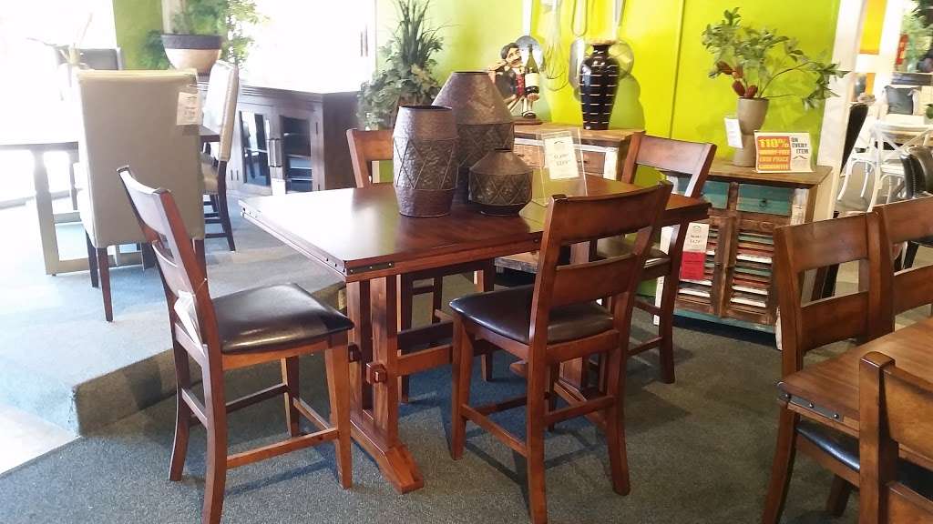 House to Home Furniture | 2198 N Lakewood Blvd, Long Beach, CA 90815 | Phone: (562) 597-3225