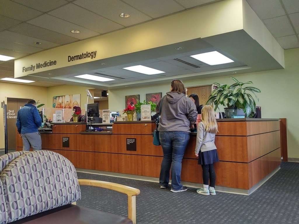 Kaiser Permanente Martinez Medical Offices | 200 Muir Rd, Martinez, CA 94553, USA | Phone: (925) 372-1000