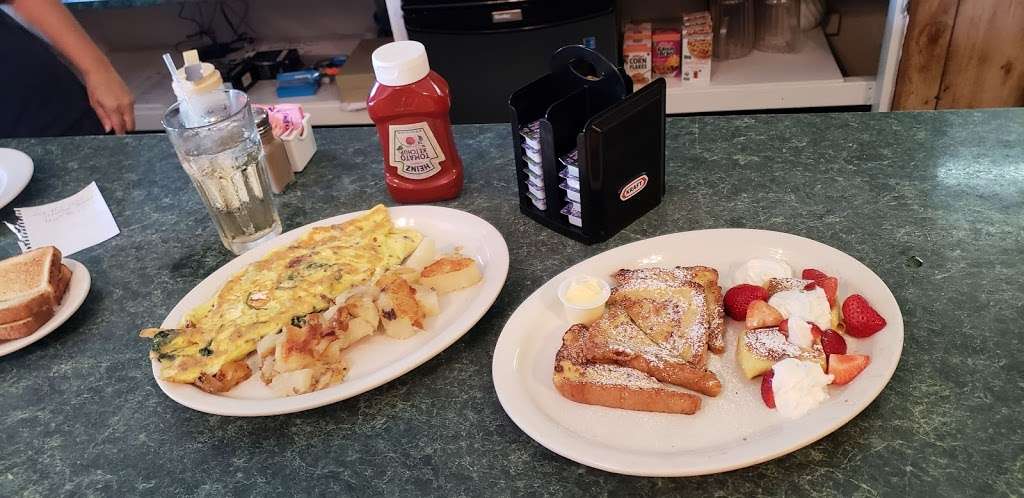 Towne & Country Cafe | 501 Zion Rd, Egg Harbor Township, NJ 08234, USA | Phone: (609) 926-0079