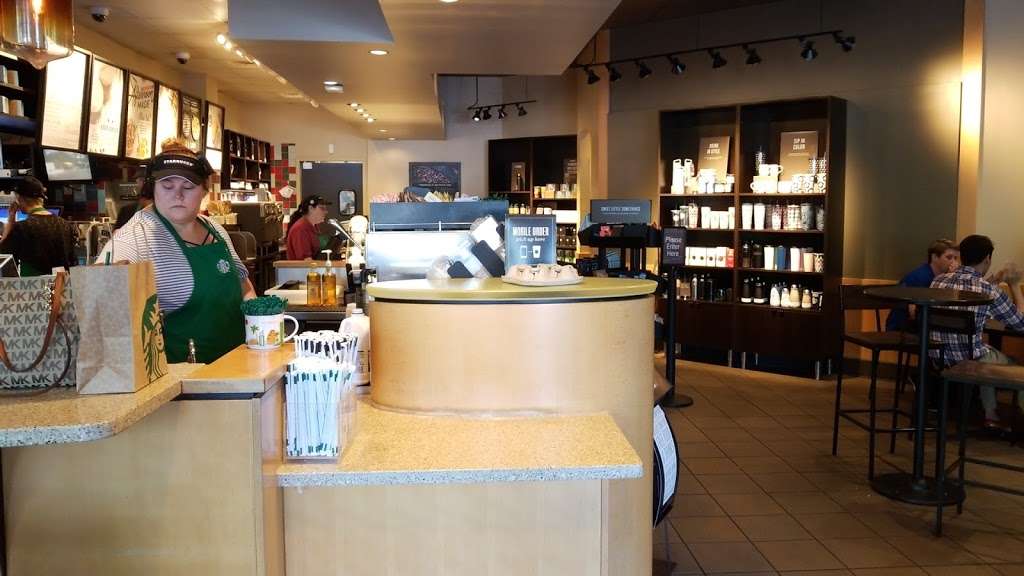 Starbucks | 13401 Blue Heron Beach Dr, Orlando, FL 32821 | Phone: (407) 387-8700