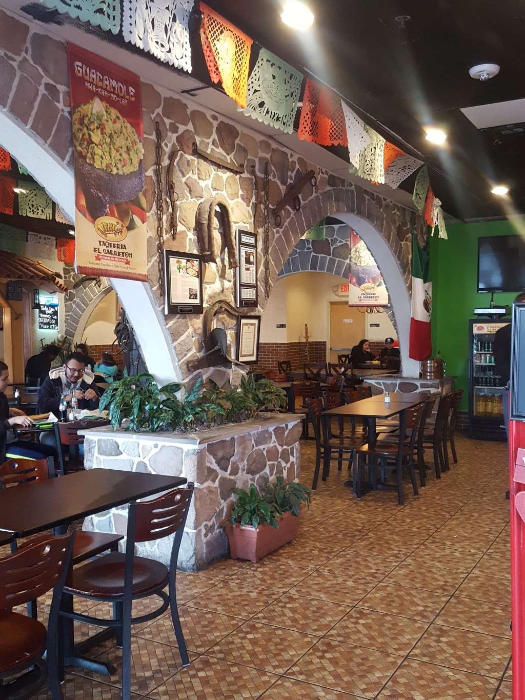 Taqueria El Carreton | 817 Oley St, Reading, PA 19604 | Phone: (610) 374-2420