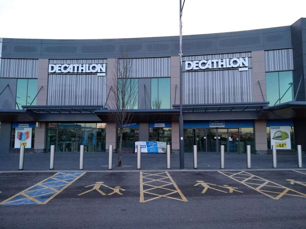 Decathlon Beckton, Gallions Reach 