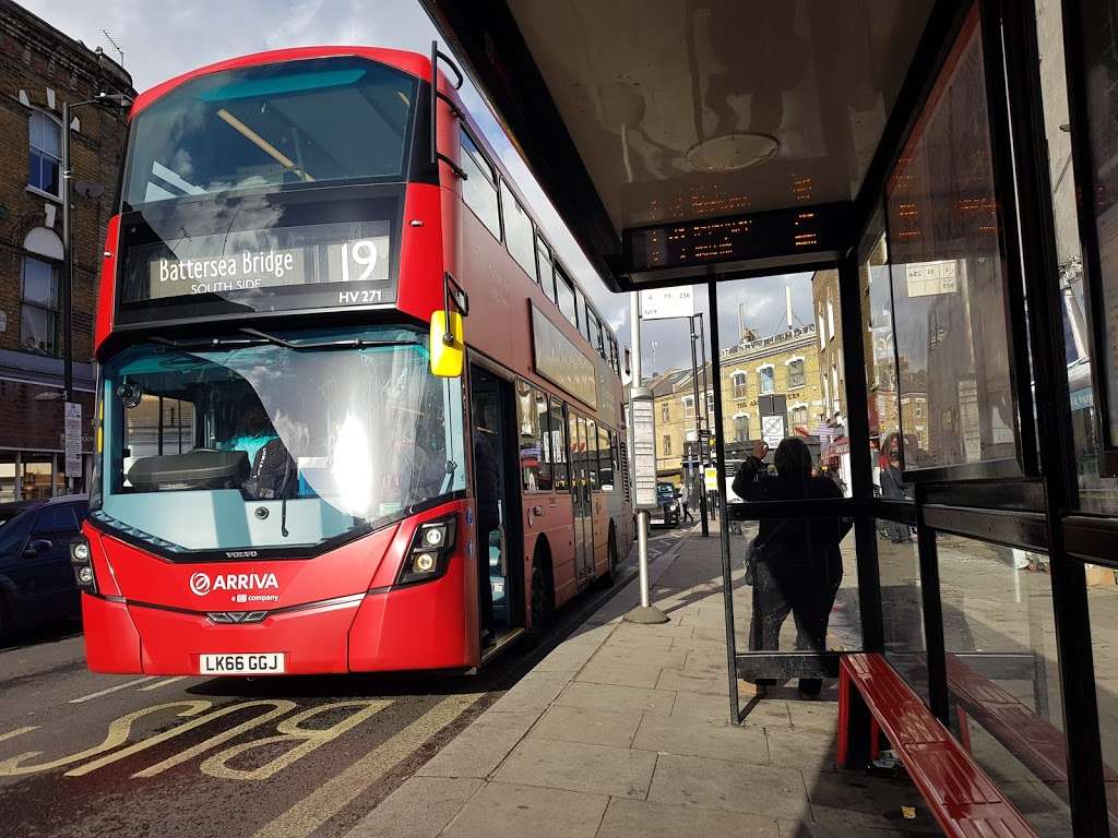 Gillespie Road (Stop EB) | Highbury East, London N5 2JS, UK