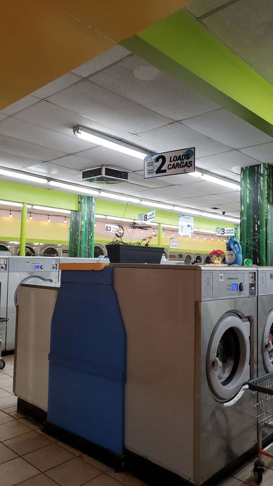24 Hour Coin Laundry | 7225 Vineland Ave, Sun Valley, CA 91352