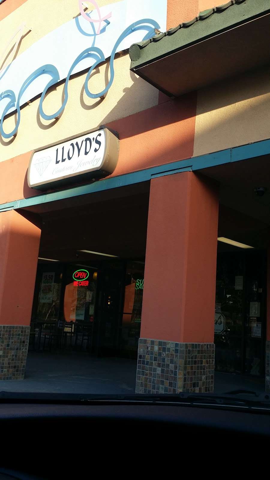 Lloyds Jewelry | 146 Old County Rd, Brisbane, CA 94005 | Phone: (415) 467-7375