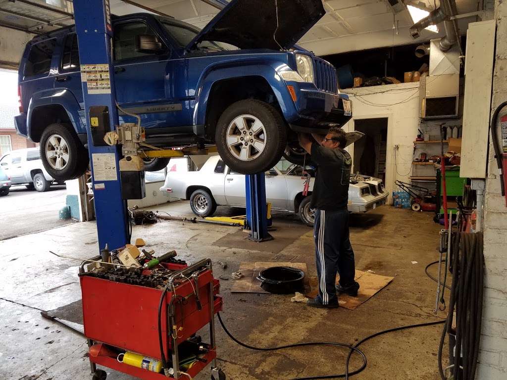 Franks Automotive Repair | 305 Main St, West Chicago, IL 60185, USA | Phone: (630) 293-1484