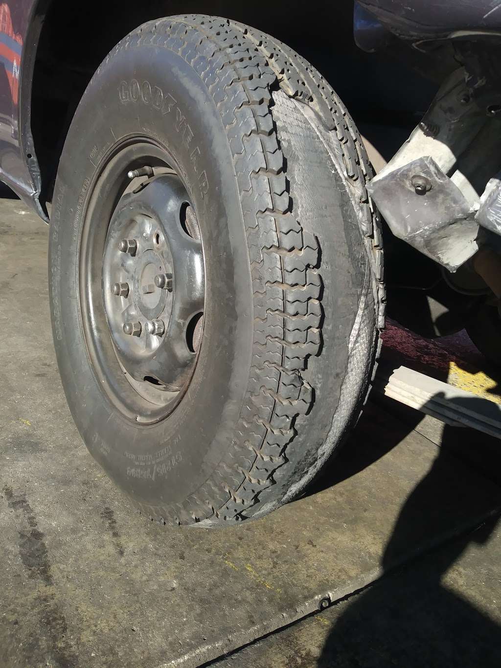 RICOS TIRES AND BRAKES | 200 San Leandro Blvd, San Leandro, CA 94577, USA | Phone: (510) 562-7527