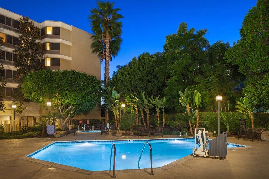 Fullerton Marriott at California State University | 2701 Nutwood Ave, Fullerton, CA 92831 | Phone: (714) 738-7800