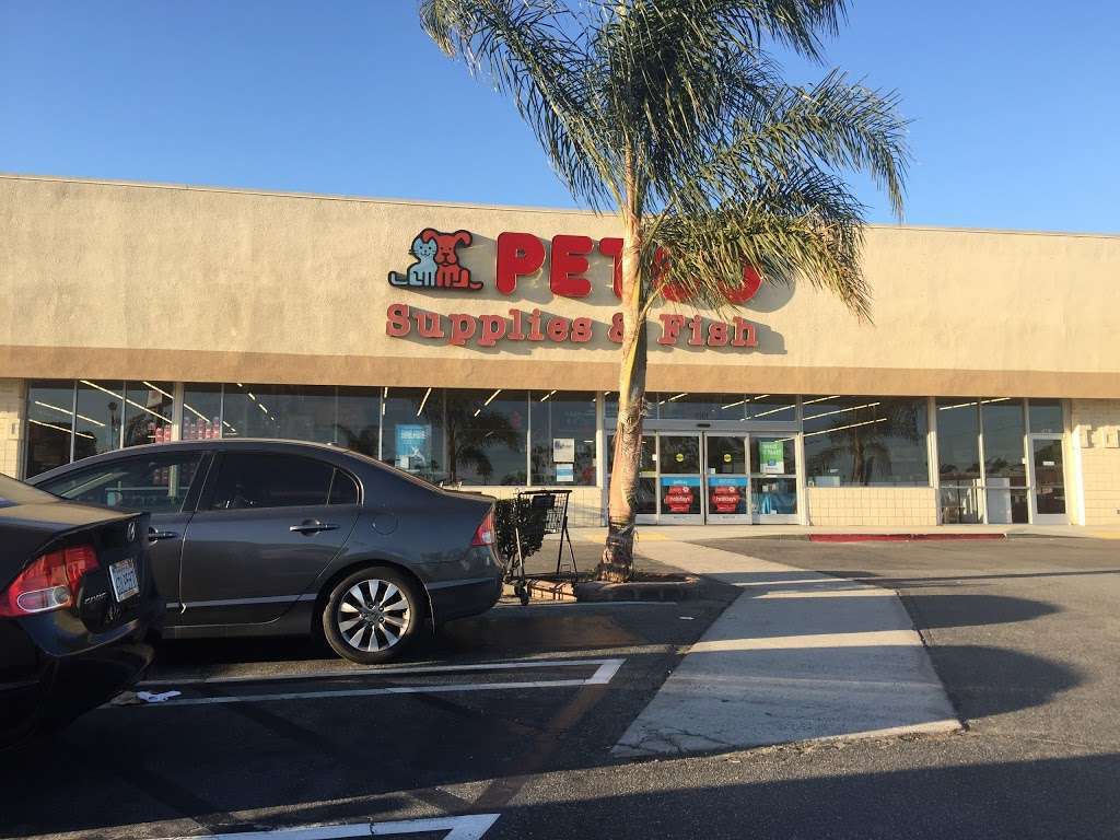 Petco Animal Supplies | 5961 Warner Ave, Huntington Beach, CA 92649, USA | Phone: (714) 846-7331