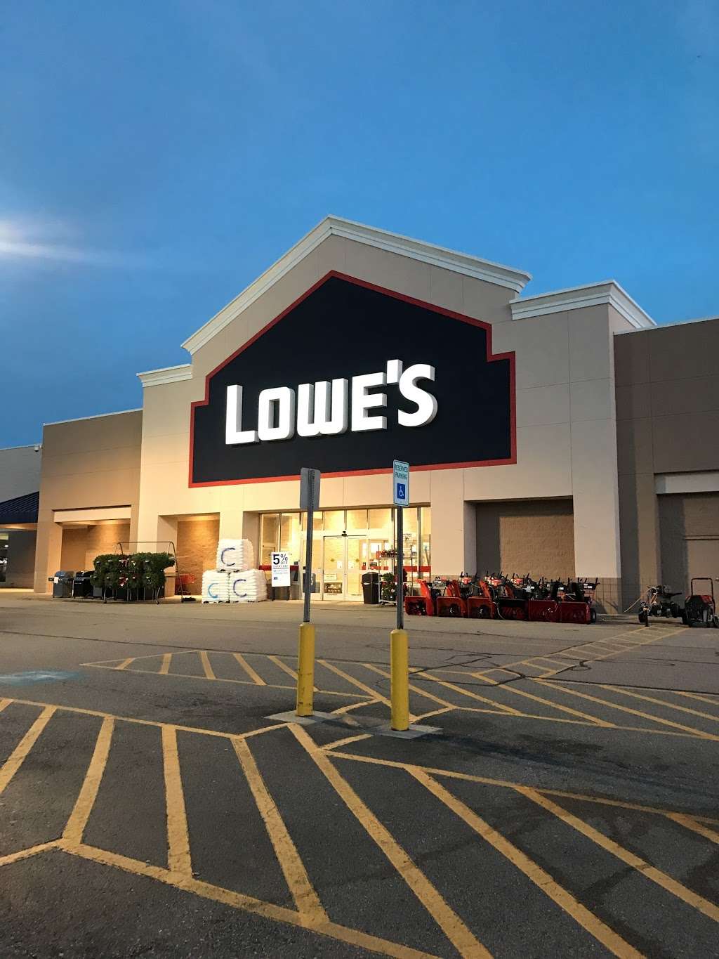 Lowes Home Improvement | 32 William C Gould Jr Way, Kingston, MA 02364, USA | Phone: (781) 217-2000