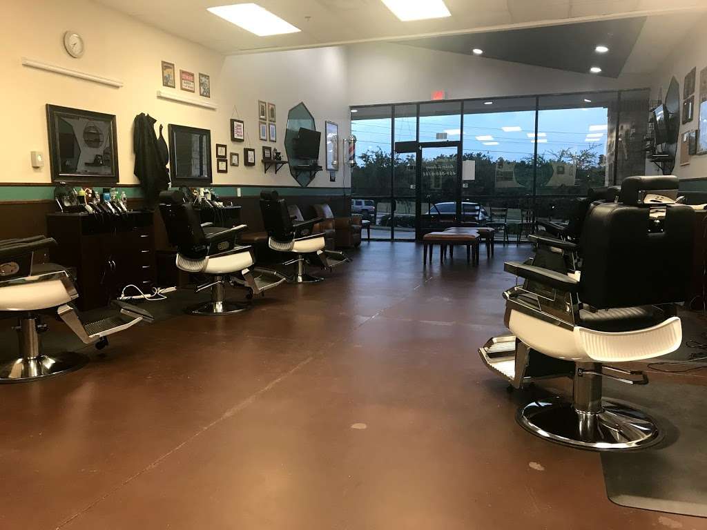 The Cutting Edge Barber and beauty | 700 N Clark Rd suite 116, Duncanville, TX 75116, USA | Phone: (469) 868-6166